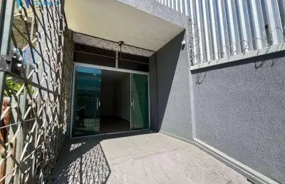 Classe a imóveis apresenta: casa ampla para locação no coração do alípio de melo