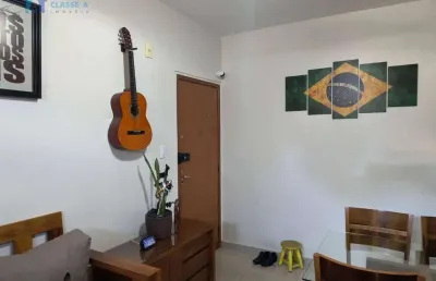 Classe a imóveis apresenta: área privativa de 2 quartos em localização estratégica!