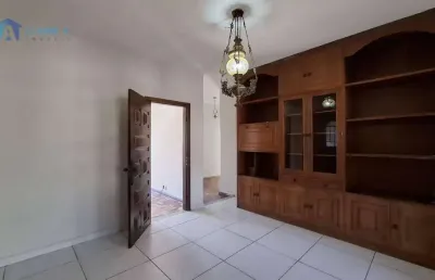Classe a imóveis apresenta: casa ampla para locação no dom cabral