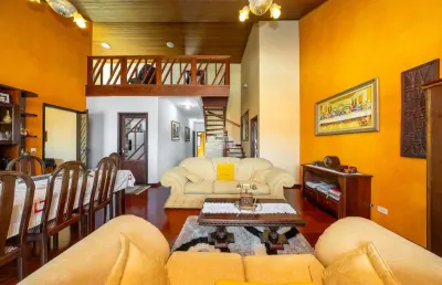 Casa com 8 quartos à venda na rua santa fé, 100, cidade industrial, curitiba, 600 m2 por r$ 1.200.000