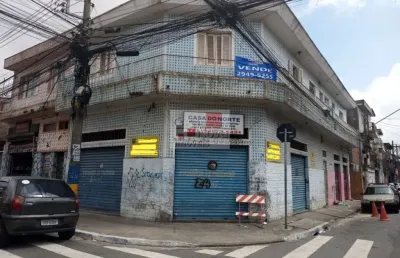 Imóvel com 2 moradias e ponto comercial, bom para renda . .