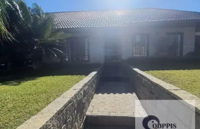 Casa com 3 quartos à venda na Rua Alexandre Borrazo, 63, Centro, Araucária
