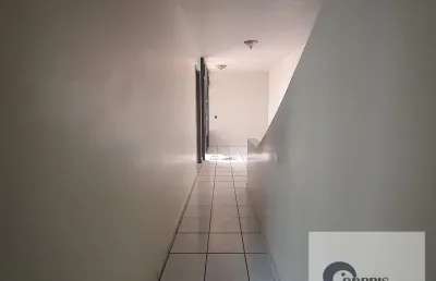 Apartamento com 4 quartos para alugar na Avenida Doutor Victor do Amaral, 605, Centro, Araucária