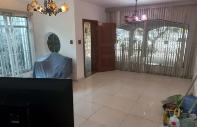 Casa com 3 quartos para alugar na Mooca, São Paulo 