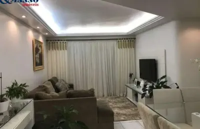 3 dormitórios  com armários (2  suítes 1 com closet), sala para dois ambientes com varanda, cozinha planejada,  lavabo, 1 vaga de garagem fixa, localizado a 200 ms da futura estação do metrô santa cla