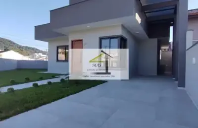 Casa dos sonhos com 82m², perfeita para sua família!