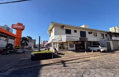Oportunidade rara no kobrasol – esquina do supermercado giassi!