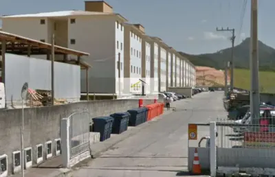 Apartamento com 2 quartos para alugar na Rua 13 de Maio, 4440, Saudade, Biguaçu