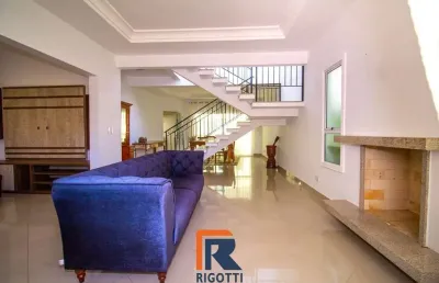 Casa 4 dormitórios com piscina em condomínio fechado no urbanova