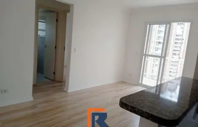 Apartamento 2 dormitórios, 1 suíte, sacada no parque industrial