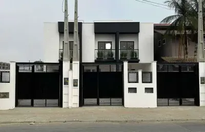 Casa com 3 quartos à venda na Rua Quinze de Novembro, Vila Nova, Joinville