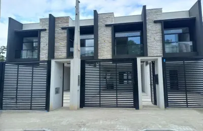 Sobrado à venda no bairro bom retiro - joinville/sc