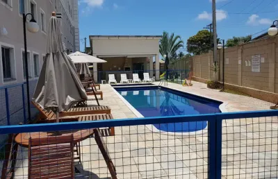 Apartamento de 2 quartos no condomínio spazio solarium em lauro de freitas.