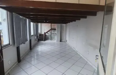 Sala  para locação comercial duplex contendo sala em excelente tamanho 1 banheiro social , centro,