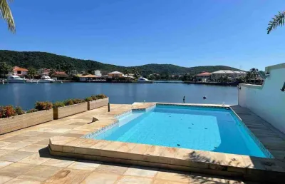 Casa para locação fixa 5 suites cond moringa, são bento, cabo frio, rj