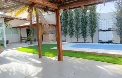 Casa com 3 quartos à venda no santa mônica, uberlândia  por r$ 1.050.000