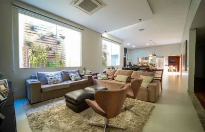 Casa em condomínio fechado com 3 quartos à venda no lagoinha, uberlândia  por r$ 1.400.000