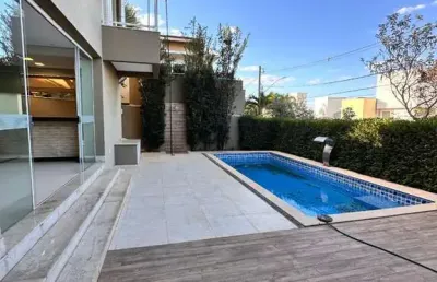 Casa em condomínio fechado com 3 quartos à venda no jardins barcelona, uberlândia  por r$ 2.350.000