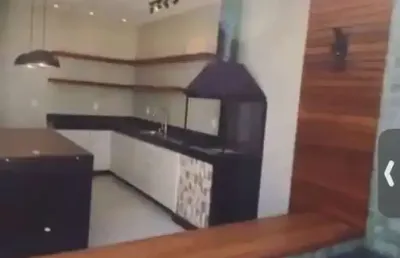 Casa com 4 quartos à venda no santa mônica, uberlândia  por r$ 1.390.000