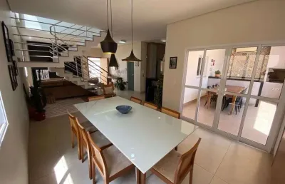 Casa com 3 quartos à venda no alto umuarama, uberlândia  por r$ 1.250.000