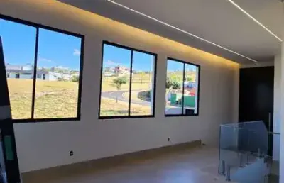 Casa em condomínio fechado com 3 quartos à venda no granja marileusa, uberlândia  por r$ 1.750.000