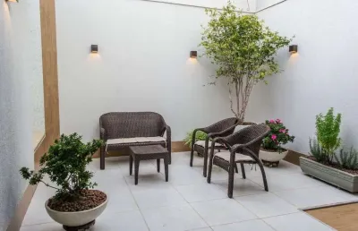 Casa com 3 quartos à venda no alto umuarama, uberlândia  por r$ 880.000