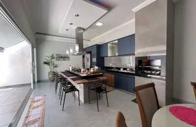 Casa com 3 quartos à venda no santa rosa, uberlândia  por r$ 630.000