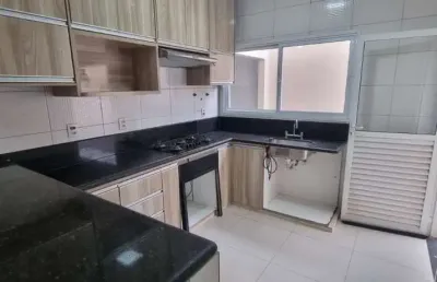 Casa com 3 quartos à venda no jardim europa, uberlândia  por r$ 590.000