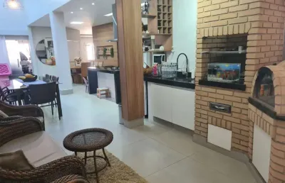 Casa com 4 quartos à venda no santa rosa, uberlândia  por r$ 850.000