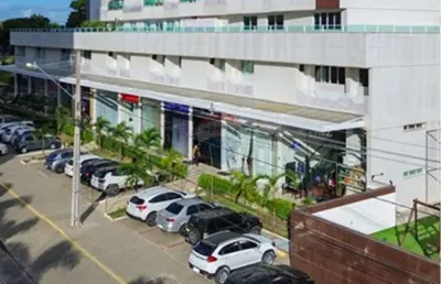 Sala comercial com vitrine e mezanino de 165m2 no altiplano, joão pessoa