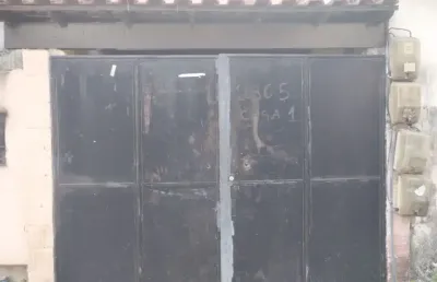 Oportunidade - boa casa térrea antiga mais toda legalizada
