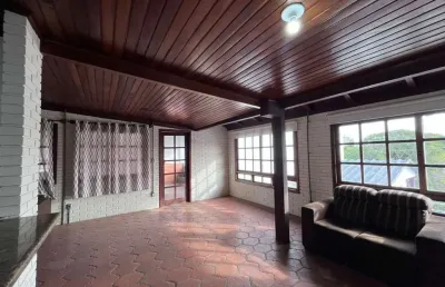 Casa com 3 quartos para alugar na rua marcone, 575, partenon, porto alegre por r$ 4.500