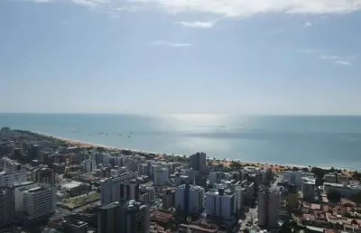 Apartamento c 02 quartos sendo 01 suíte - 70m - 02 vagas - altiplano - com vista defenitiva p mar