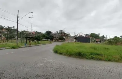 Terreno no paranaguamirim com 0 quartos para locação, 0 m²