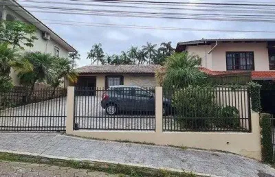 Casa com 4 quartos à venda no Floresta, Joinville 