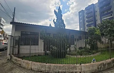 Casa com 3 quartos à venda na Rua Orestes Guimarães, 1179, América, Joinville