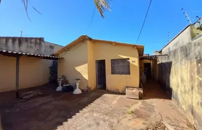 Casa com 4 quartos à venda na Rua Cavaleiro da Rosa, Conjunto Residencial Estrela do Sul, Campo Grande