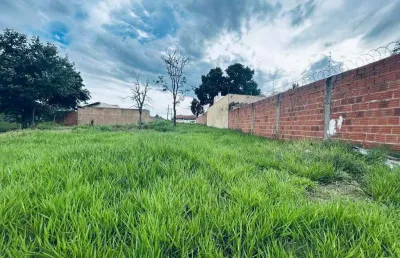 Terreno à venda na Rua Enedina Pereira Ferreira, Parque Residencial Rita Vieira, Campo Grande