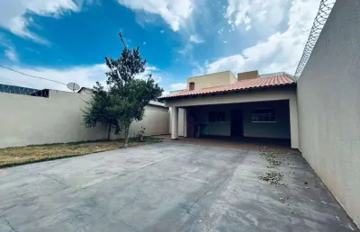 Casa com 3 quartos à venda na Rua Cambé, Guanandi II, Campo Grande