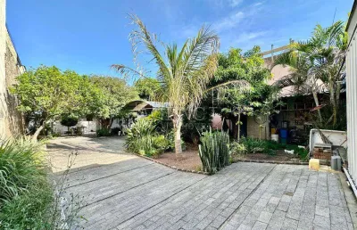 Casa com 2 quartos à venda na Rua Maria Antônia Fragola, Camargos, Belo Horizonte
