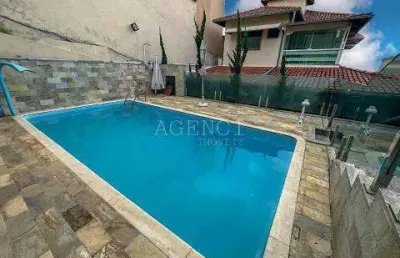 Casa com 3 quartos à venda na Rua Abdala Fábio Couri, Camargos, Belo Horizonte