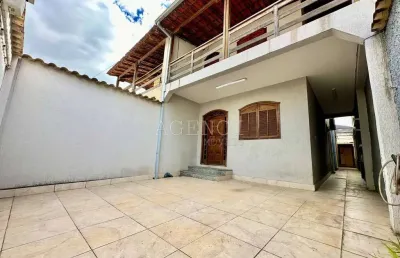 Casa com 4 quartos à venda na Rua Antônio Araújo, Parque Xangri-Lá, Contagem