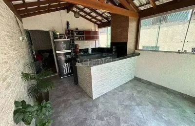 Cobertura de 2 quartos com suíte e 2 vagas bairro cabral