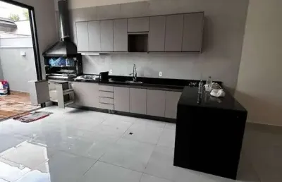 **mezanino charmoso** - escritório privativo com lavabo sobre a garagem