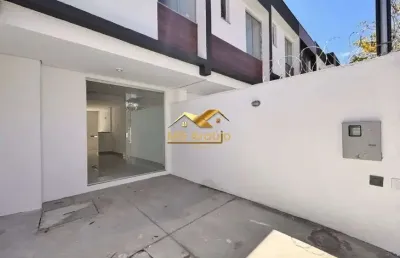 Casa com 2 quartos à venda na Rua Osasco, Piratininga (Venda Nova), Belo Horizonte