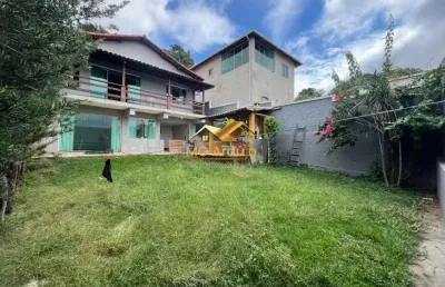 Casa com 3 quartos à venda na Santa Mônica, Belo Horizonte 