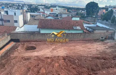 Terreno à venda na Rua Egito, Jardim Leblon, Belo Horizonte