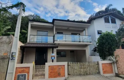 Casa com 4 quartos à venda na estrada rozália paulina ferreira, 4732, pântano do sul, florianópolis, 210 m2 por r$ 1.200.000