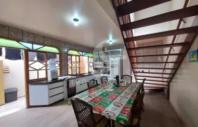Casa com 5 quartos à venda na dona benta, 50, campeche, florianópolis, 270 m2 por r$ 2.600.000