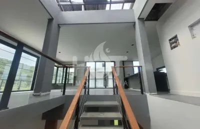 Casa com 3 quartos à venda na rodovia doutor antônio luiz moura gonzaga, 3340, rio tavares, florianópolis, 193 m2 por r$ 1.850.000